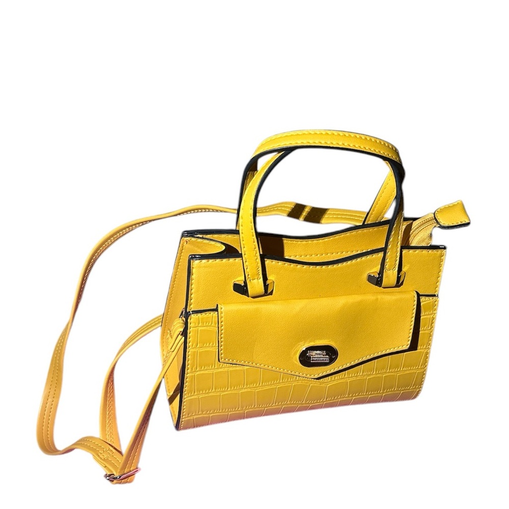 Crossbody strap - Mustard yellow crossbody for that pop of color.